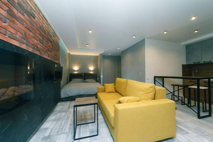 Hotrent City Deluxe Kiev Exterior foto