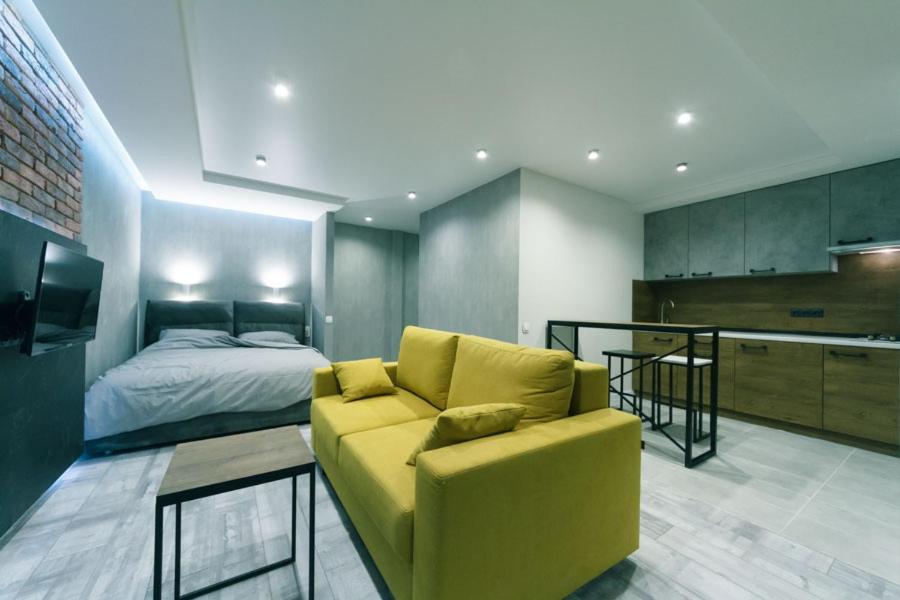 Hotrent City Deluxe Kiev Exterior foto