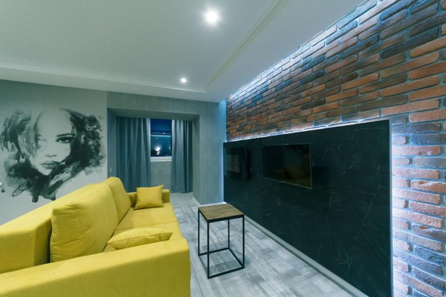 Hotrent City Deluxe Kiev Exterior foto